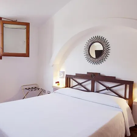 ゲストハウス Affittacamere Donna Pomptilla