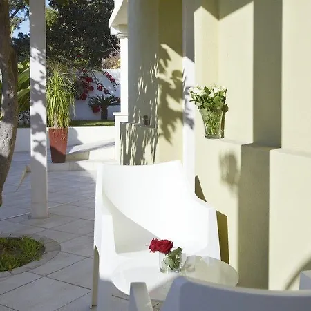 ゲストハウス Affittacamere Donna Pomptilla