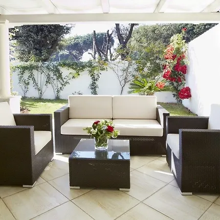 Affittacamere Donna Pomptilla * カリアリ