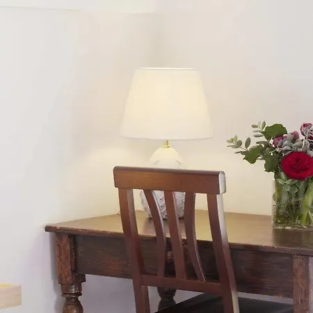 ゲストハウス Affittacamere Donna Pomptilla *